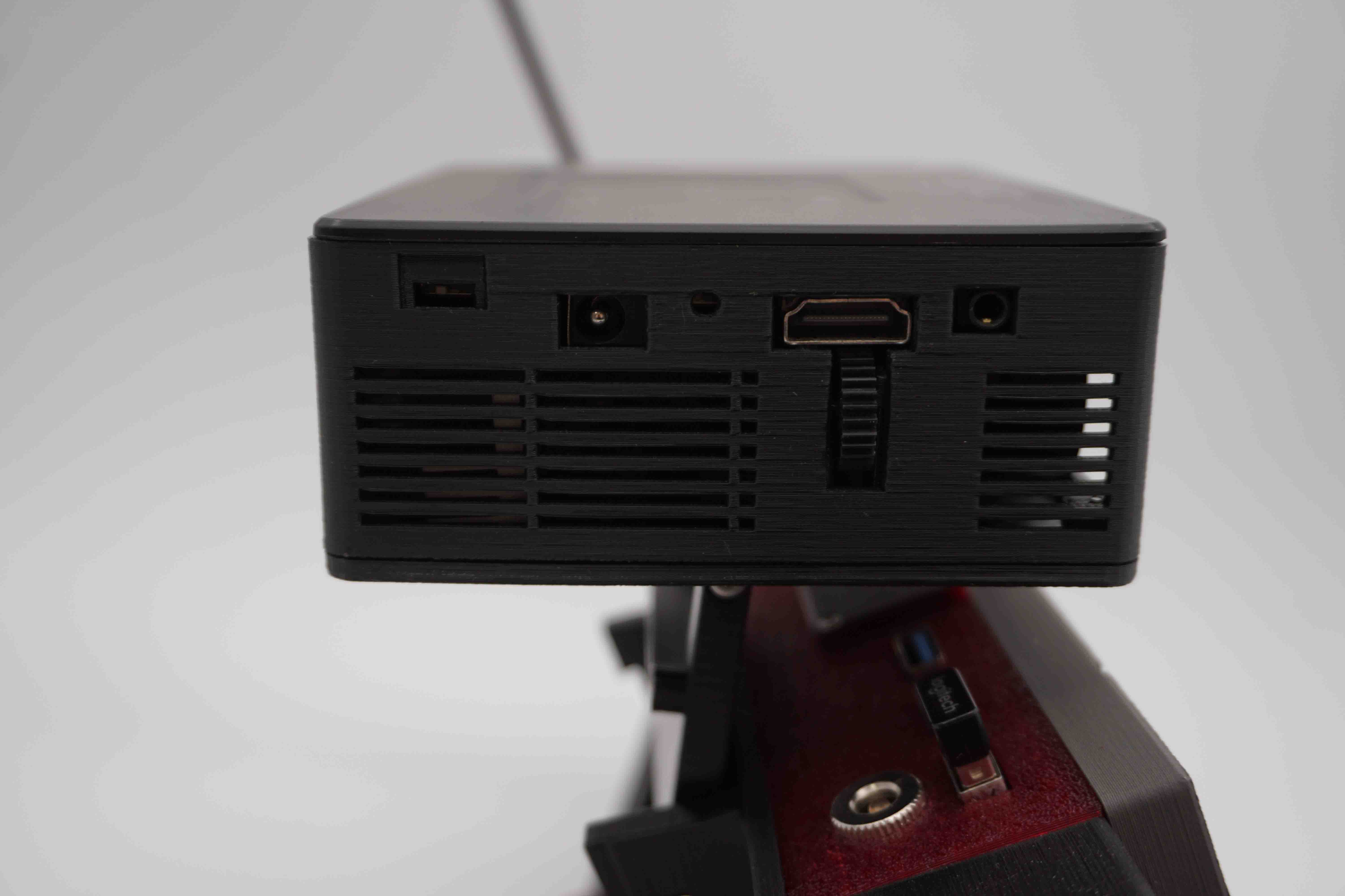Cyberdeck Red V2 ports